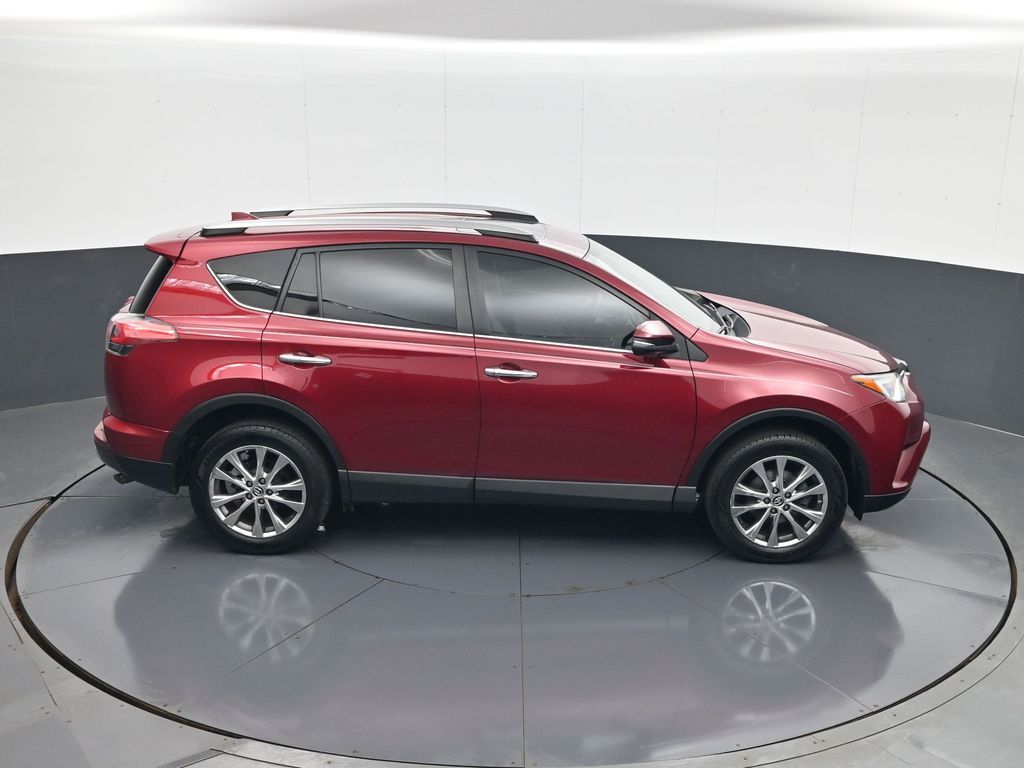 2018 Toyota RAV4 Limited - Photo 17