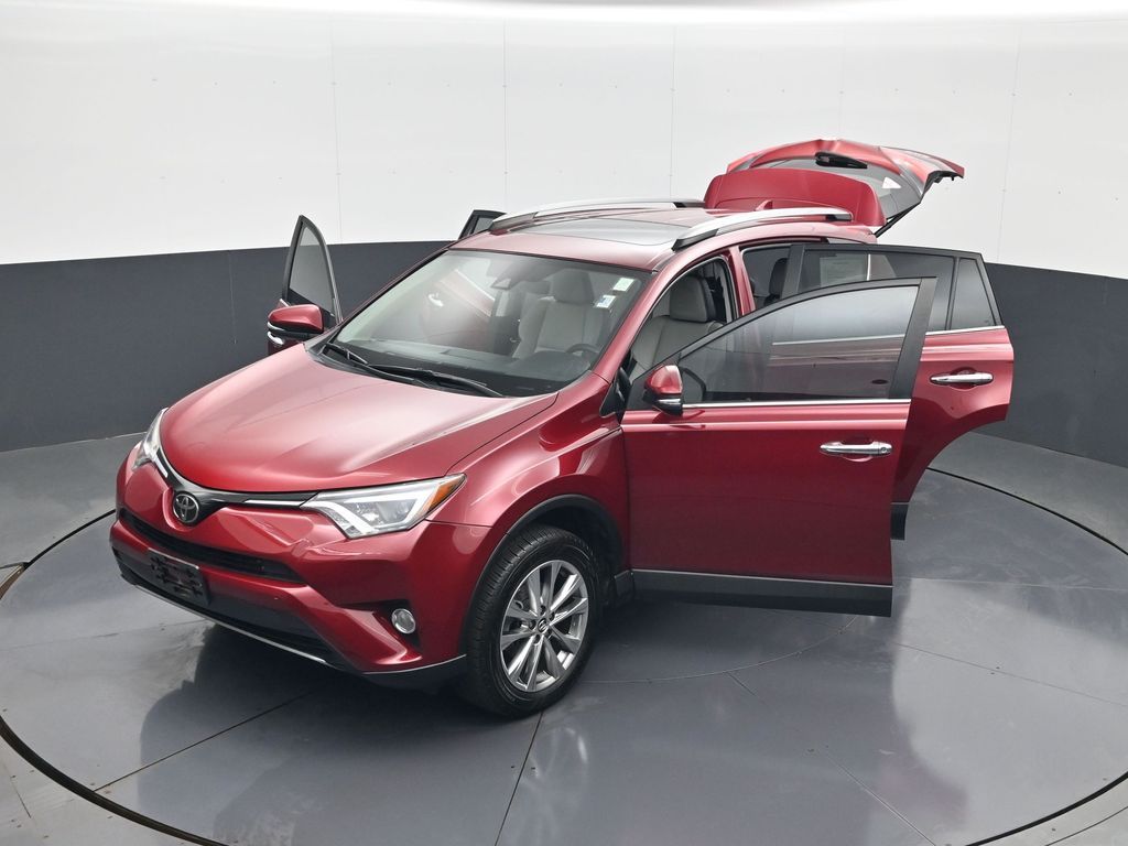 2018 Toyota RAV4 Limited - Photo 31