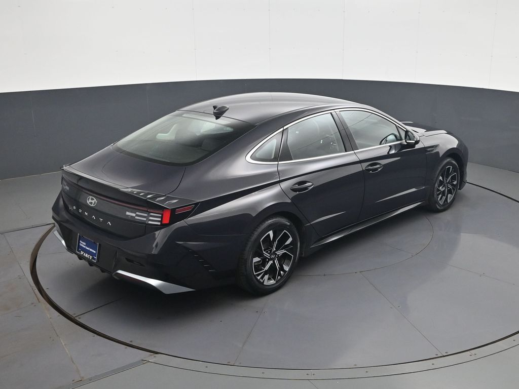 2025 Hyundai Sonata SEL - Photo 18