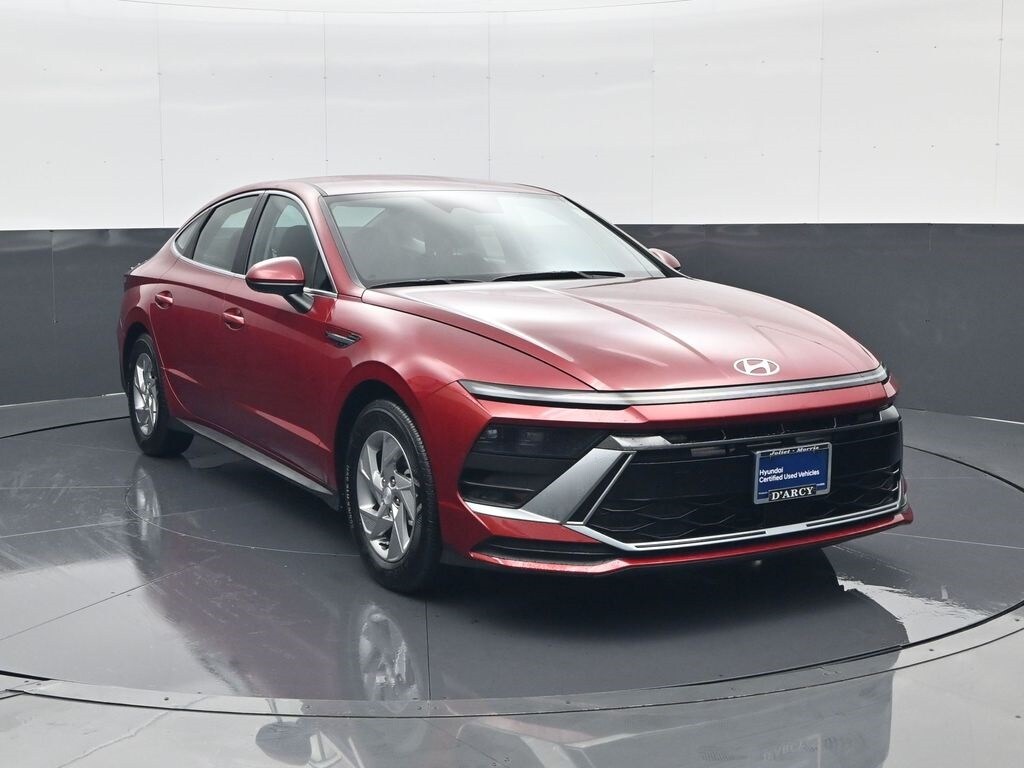 2025 Hyundai Sonata SE photo 3