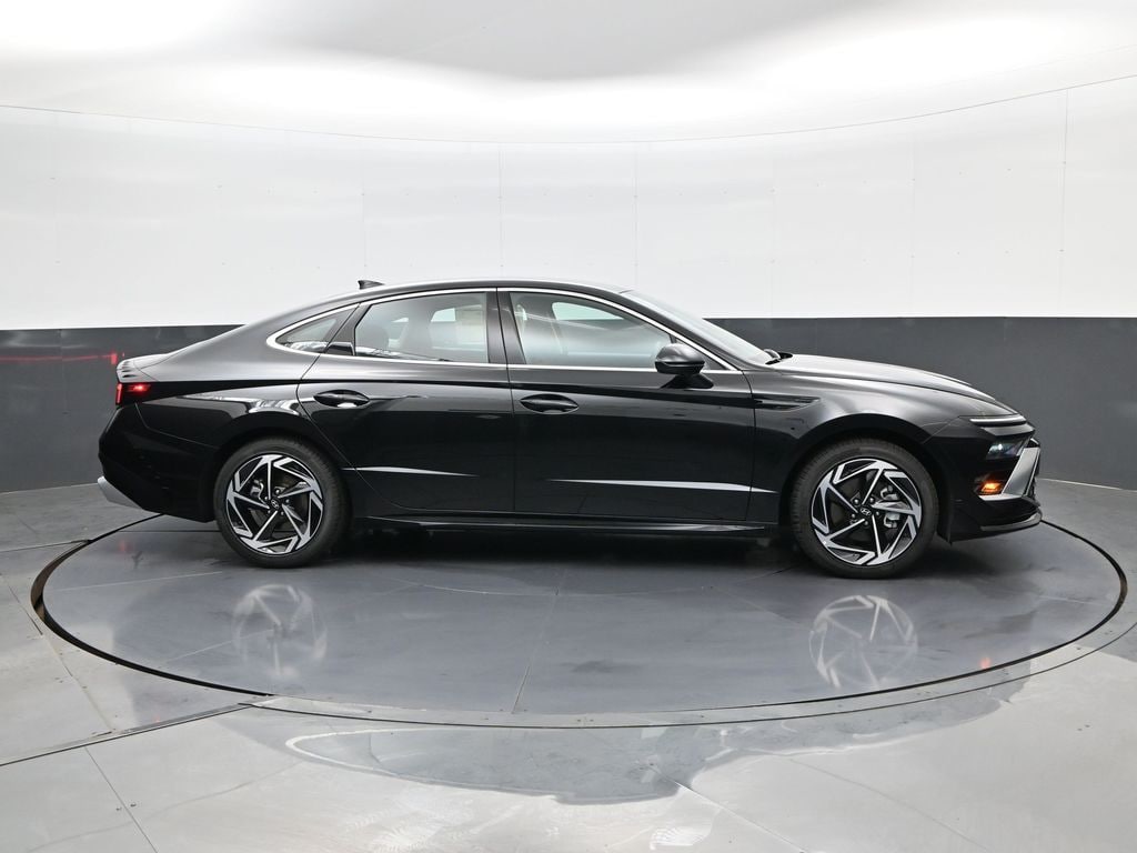 New 2026 Hyundai Sonata SEL Sport Sedan