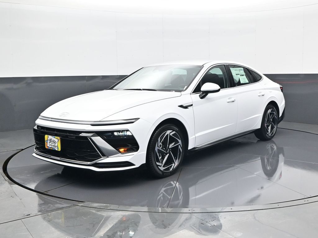 2026 Hyundai Sonata SEL AWD's photo