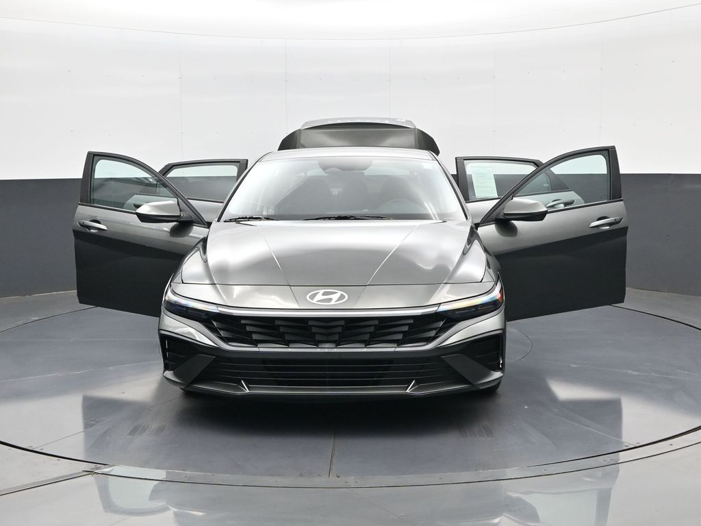 2024 Hyundai Elantra SEL - Photo 31
