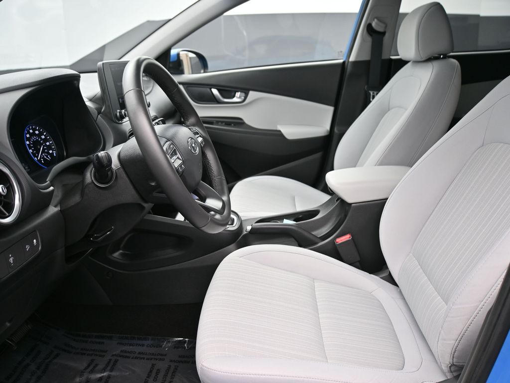 2022 Hyundai Kona SEL - Photo 12