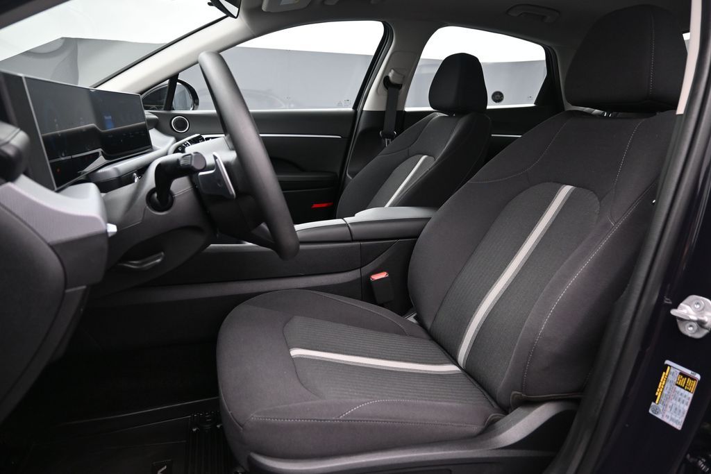 2025 Hyundai Sonata SEL - Photo 11