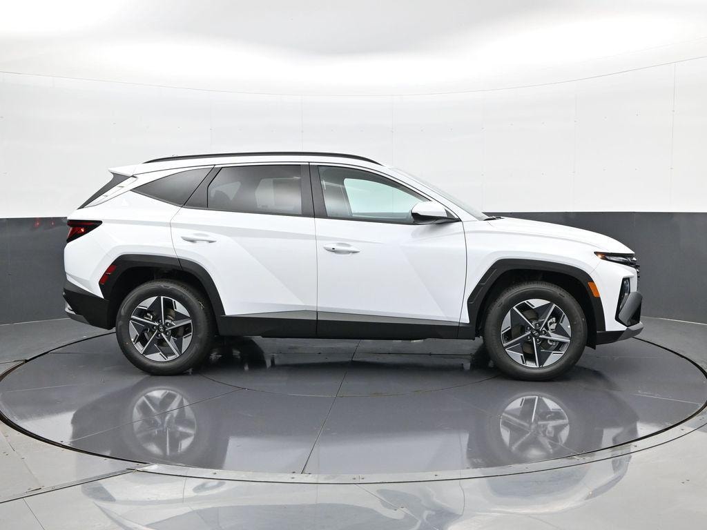 New 2026 Hyundai Tucson Hybrid SEL AWD SUV