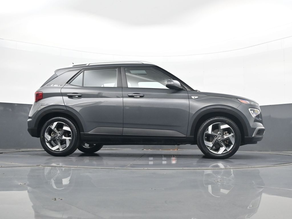 2024 Hyundai Venue SEL - Photo 24
