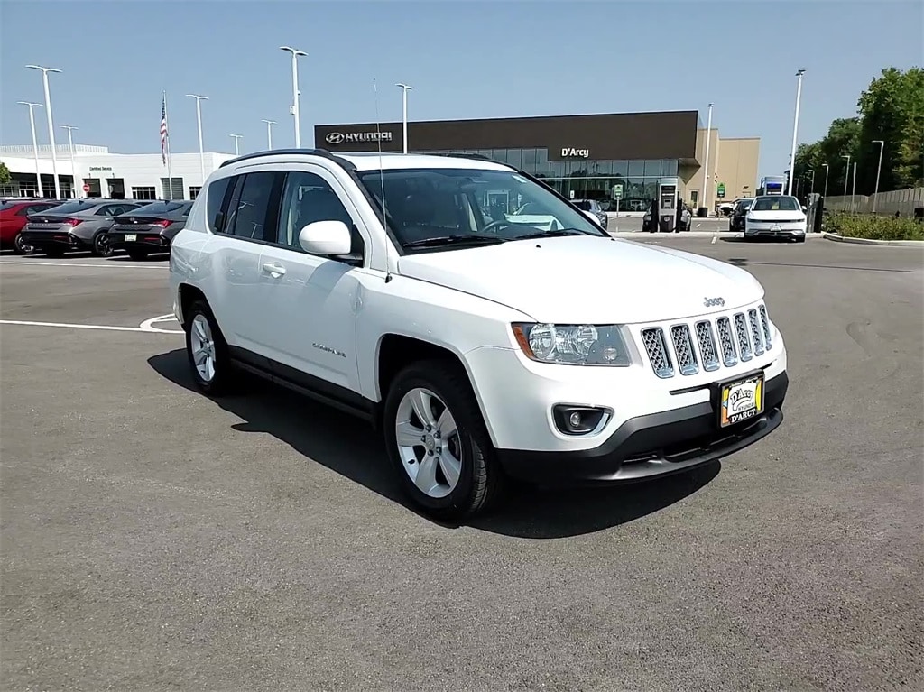 Used 2015 Jeep Compass Latitude with VIN 1C4NJDEB2FD340109 for sale in Joliet, IL