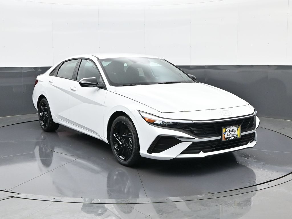 New 2026 Hyundai Elantra SEL Sport Sedan