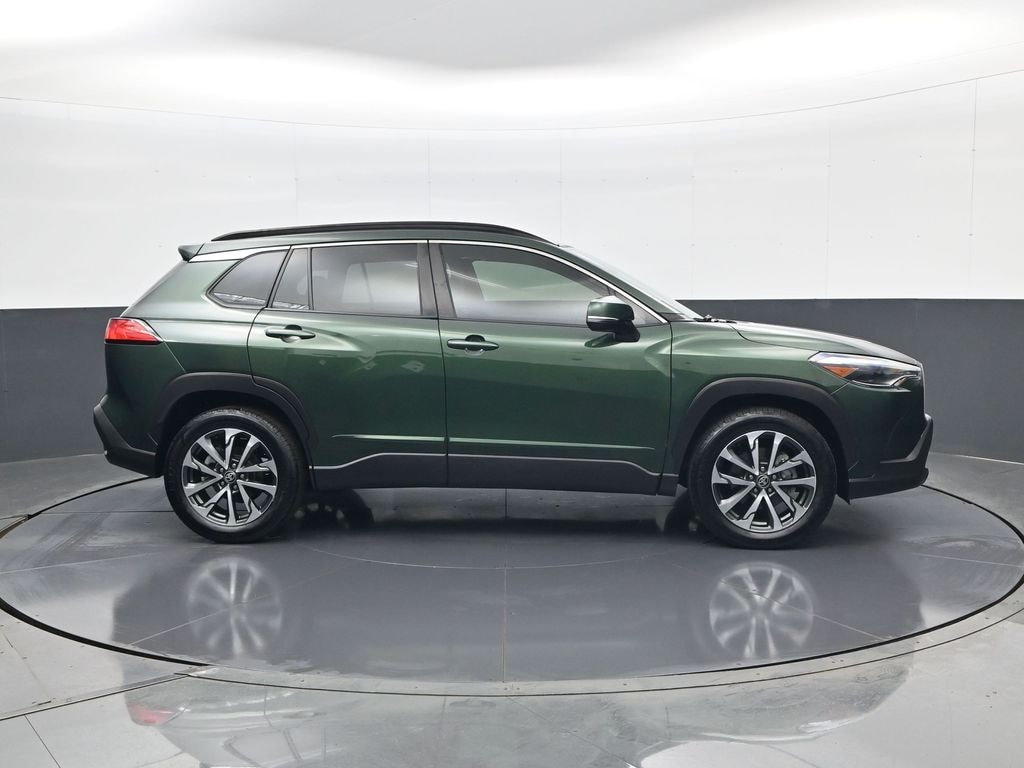 Used 2023 Toyota Corolla Cross XLE SUV
