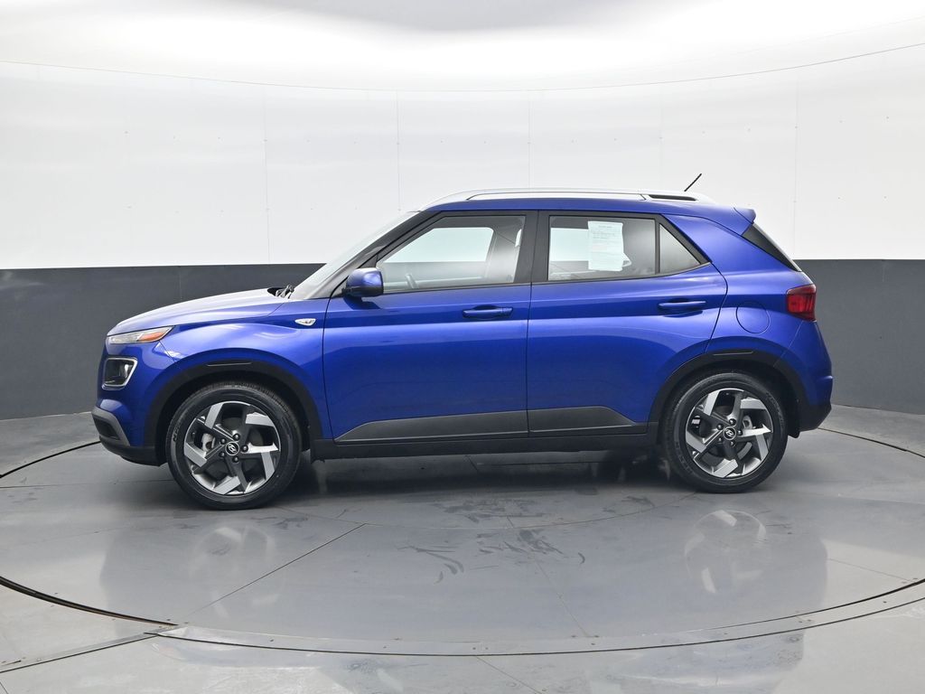2023 Hyundai Venue Limited - Photo 8