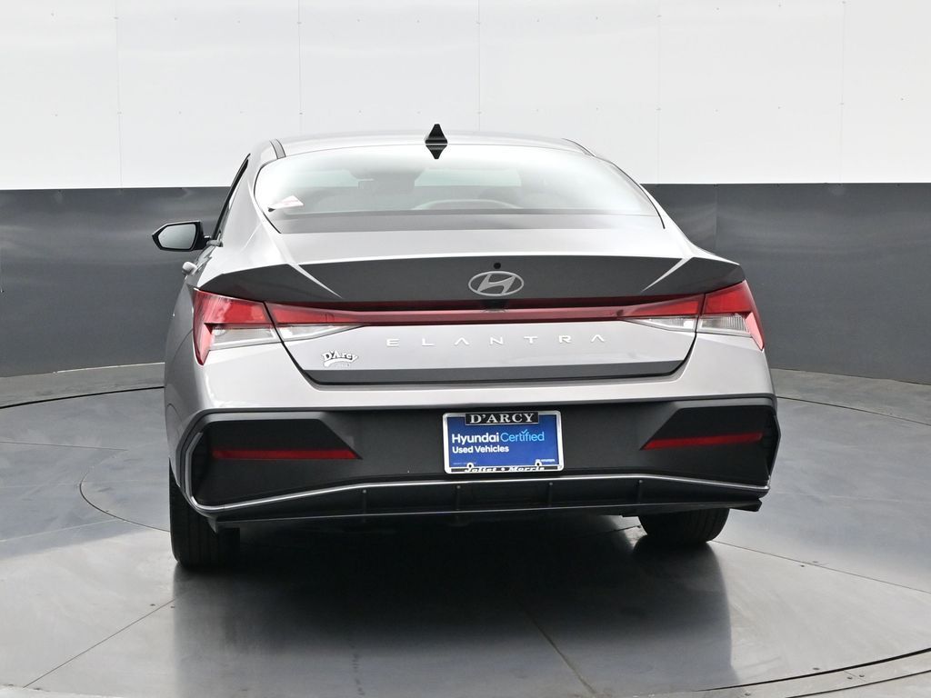 2024 Hyundai Elantra SEL - Photo 6
