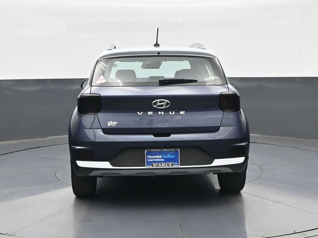 2024 Hyundai Venue Limited - Photo 7