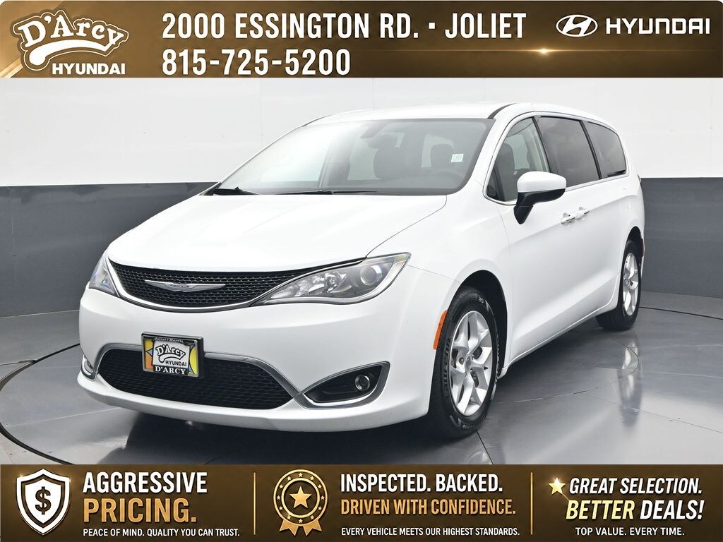 Used 2017 Chrysler Pacifica Touring-L Van