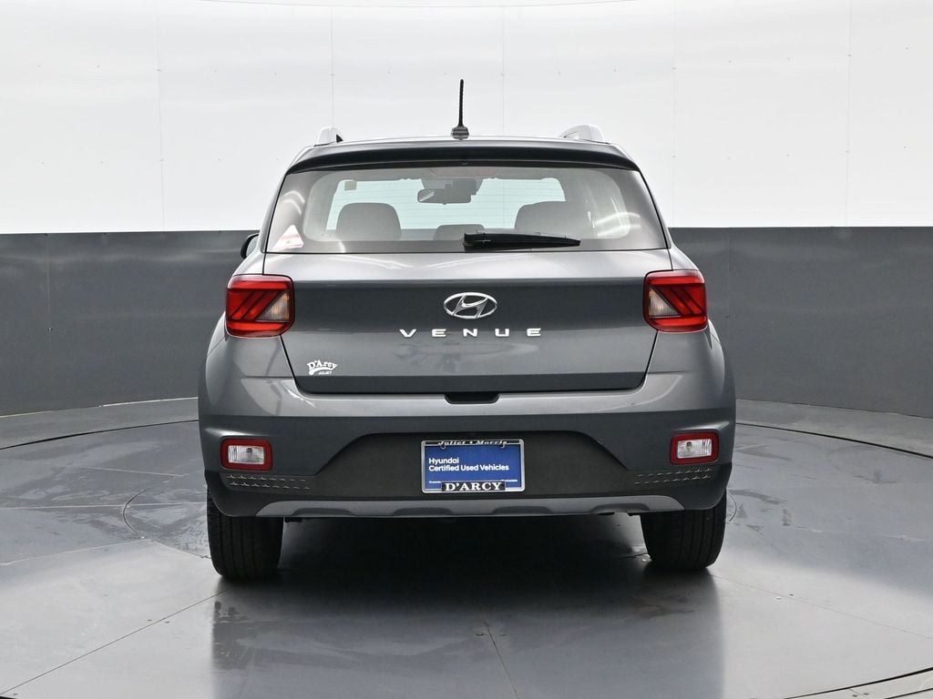 2024 Hyundai Venue SEL - Photo 6
