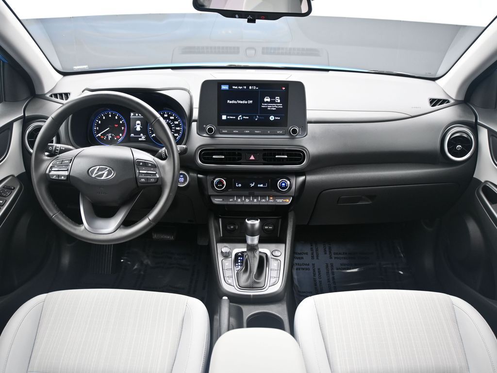 2022 Hyundai Kona SEL - Photo 11