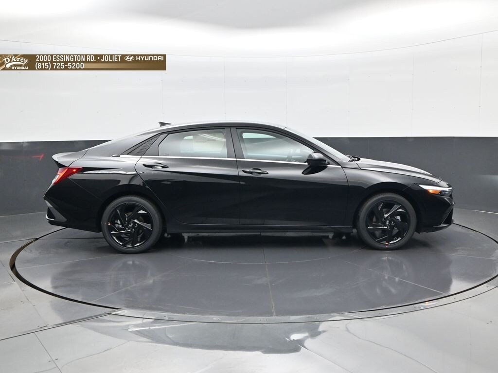 New 2026 Hyundai Elantra SEL Sport Premium Sedan