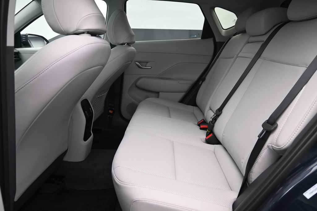 2026 Hyundai Kona Limited - Photo 10