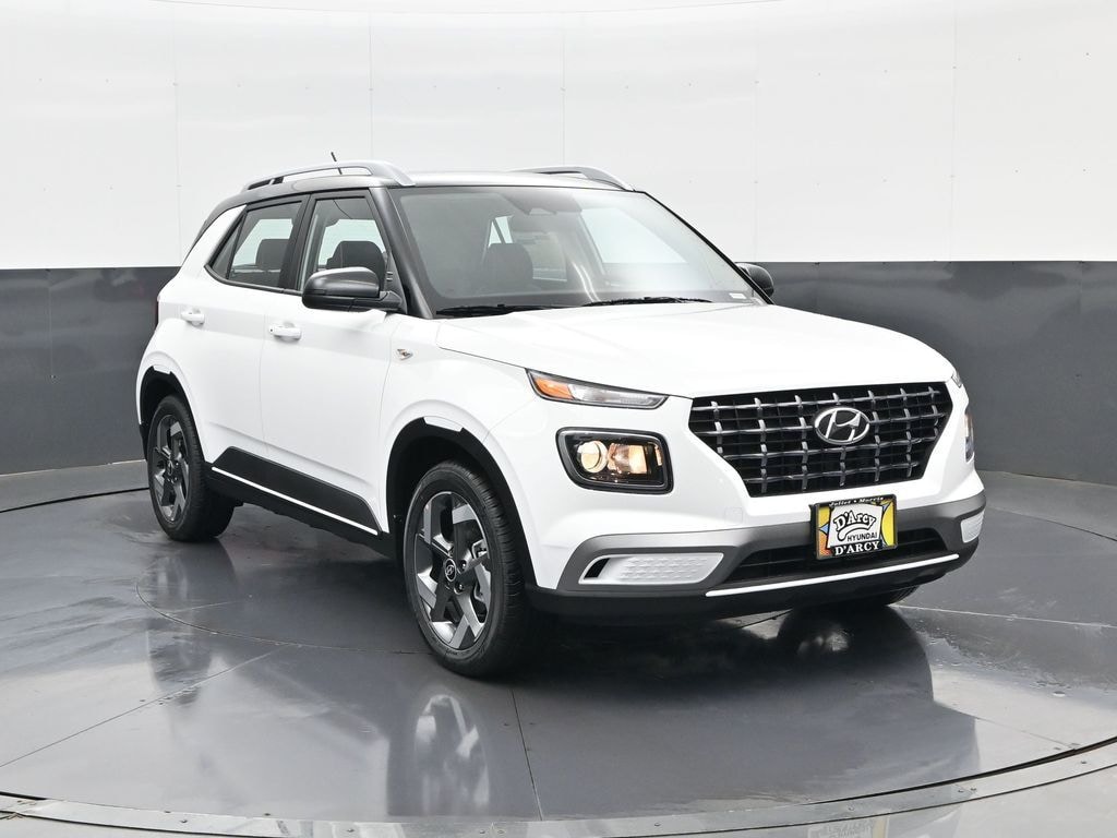 New 2026 Hyundai Venue SEL w/Two-Tone Roof SUV
