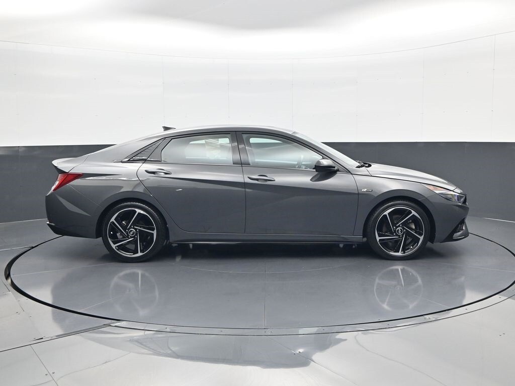 2023 Hyundai Elantra N Line photo 4