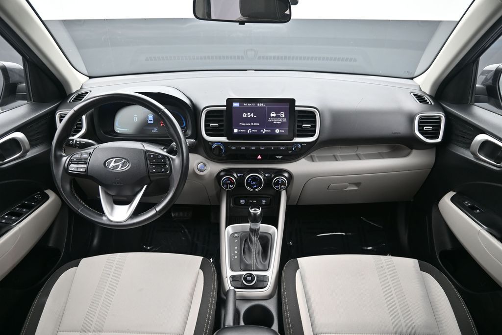 2024 Hyundai Venue SEL - Photo 12