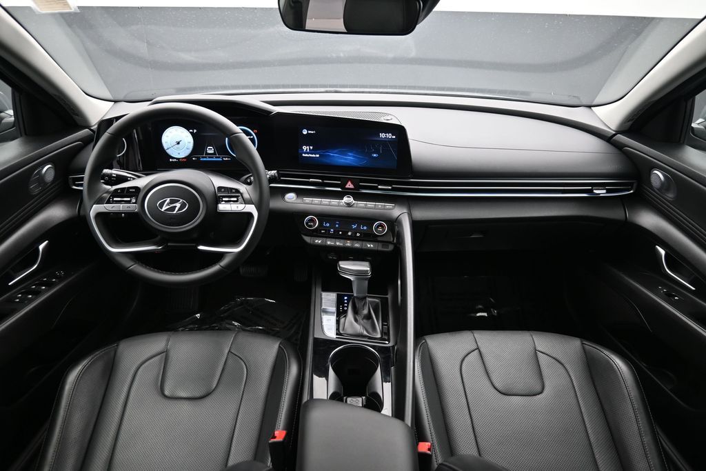 2021 Hyundai Elantra Limited - Photo 13