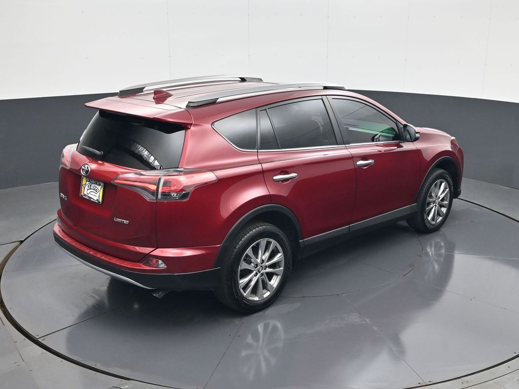 2018 Toyota RAV4 Limited - Photo 18