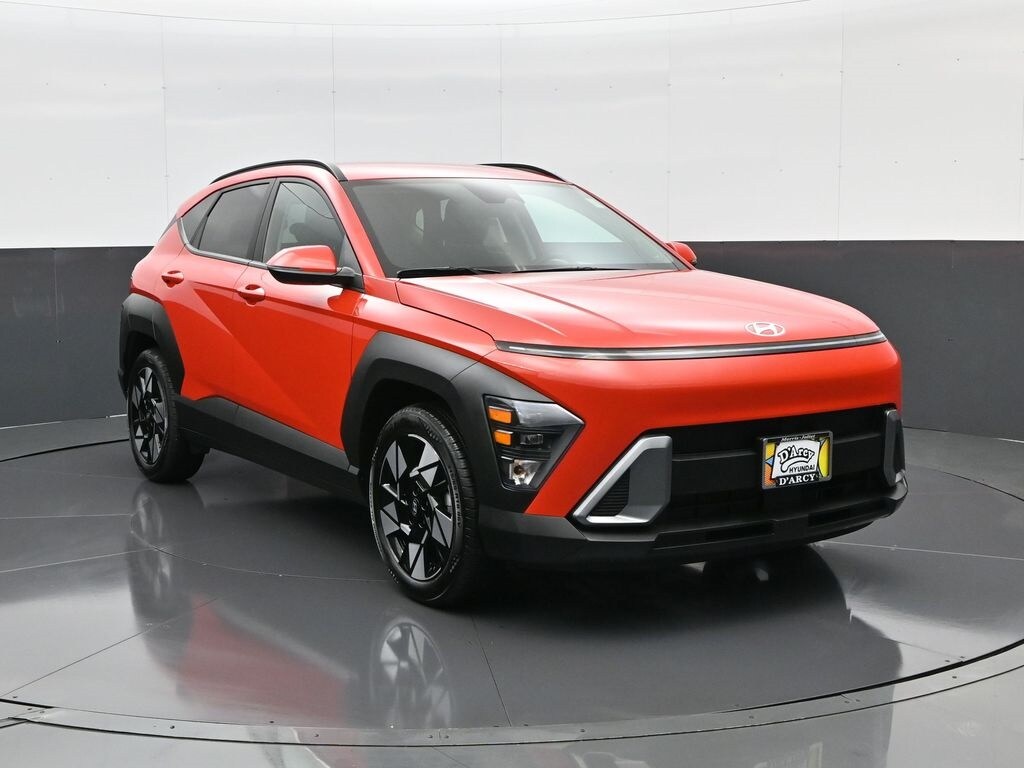 2025 Hyundai Kona SEL photo 3