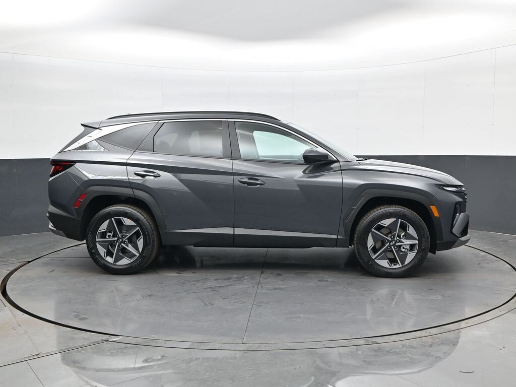New 2026 Hyundai Tucson SEL SUV
