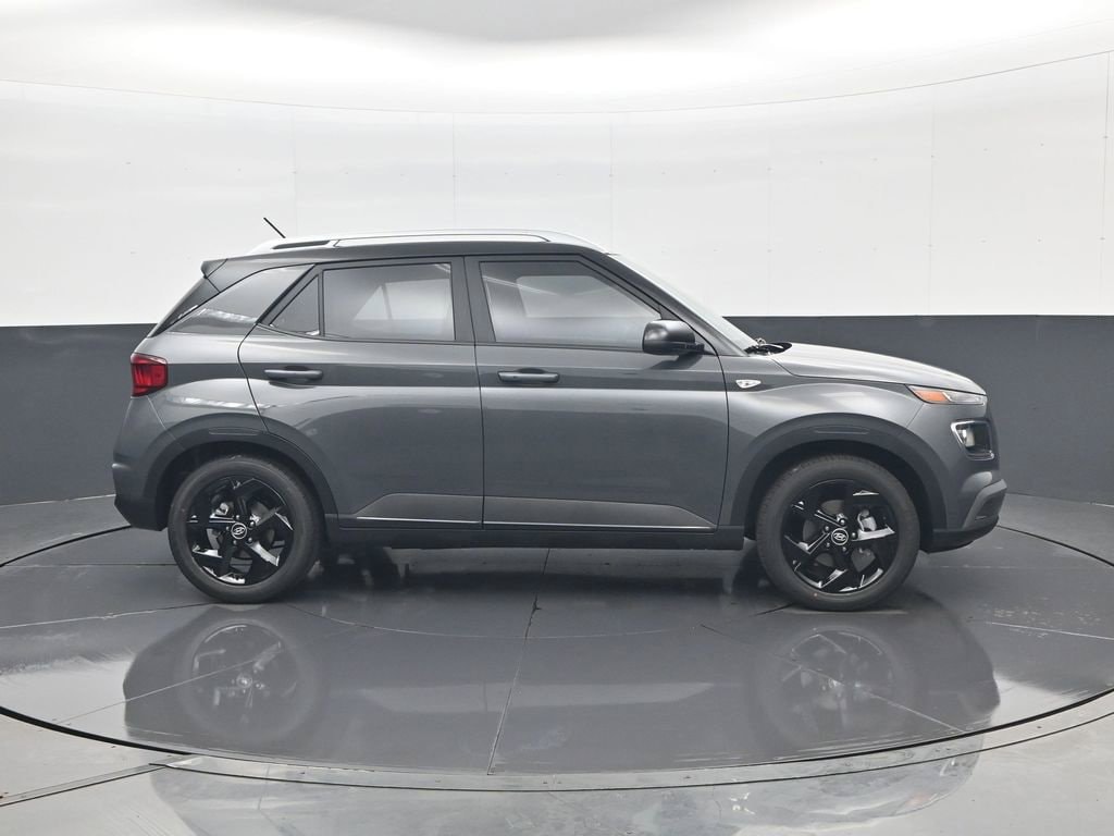 New 2026 Hyundai Venue SEL w/Two-Tone Roof SUV