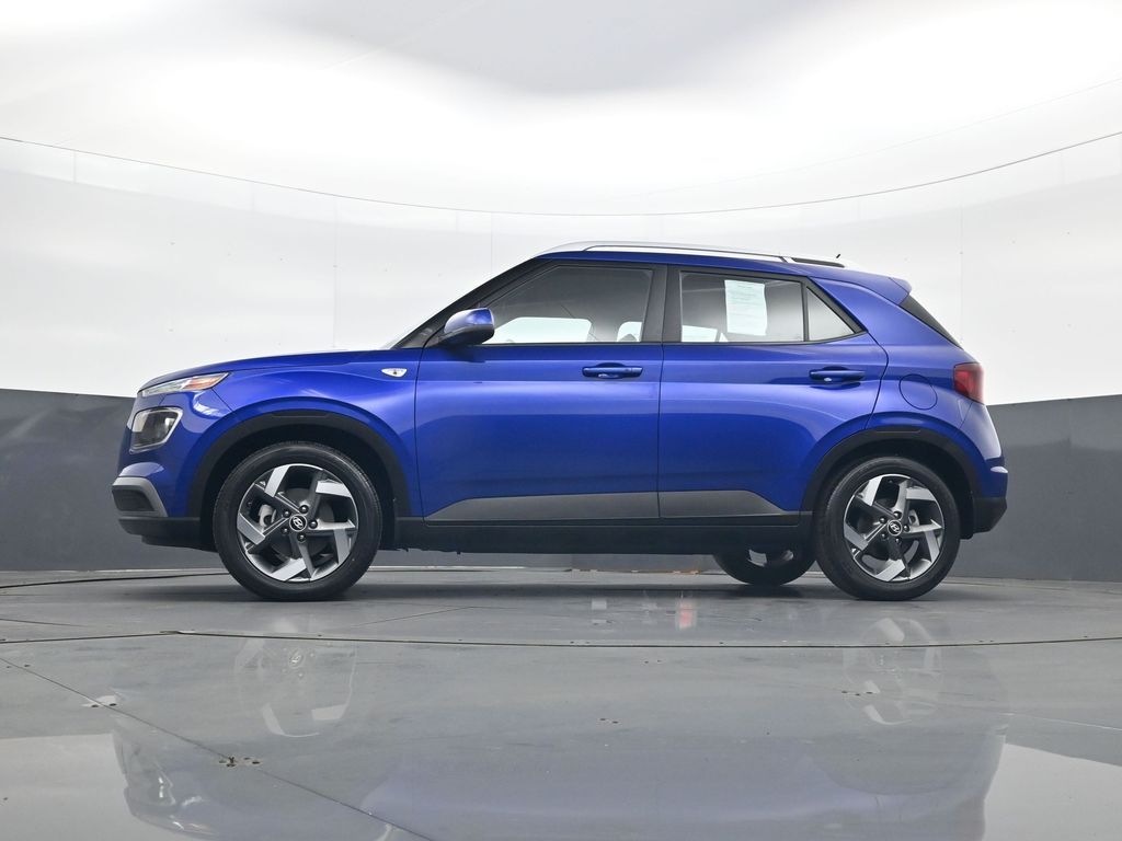 2023 Hyundai Venue Limited - Photo 28