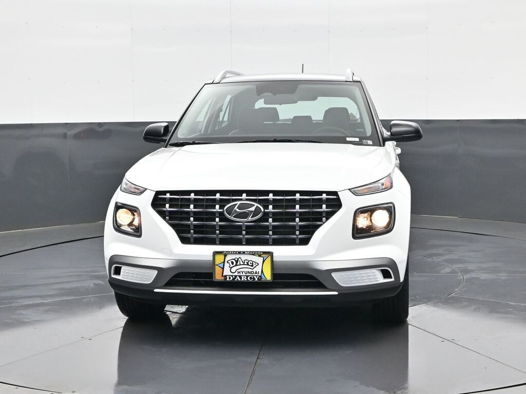 New 2026 Hyundai Venue SEL w/Two-Tone Roof SUV
