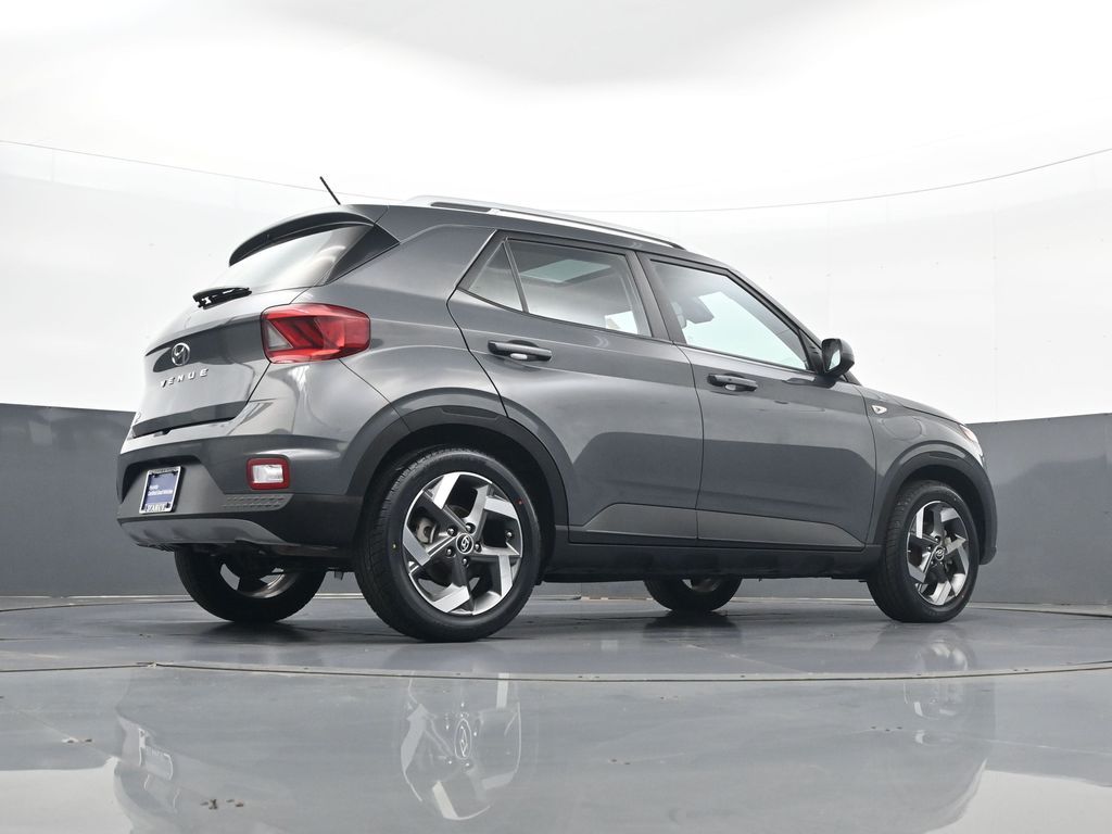 2024 Hyundai Venue SEL - Photo 25