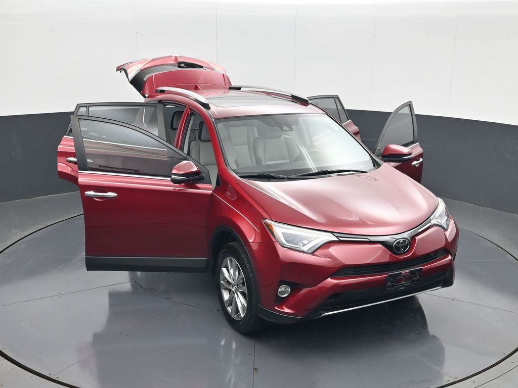 2018 Toyota RAV4 Limited - Photo 30