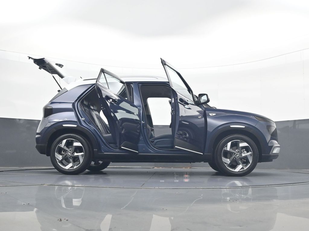 2024 Hyundai Venue Limited - Photo 34