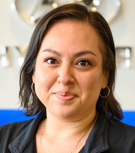 Staff member Isa Romero from ID_202b00b657ed