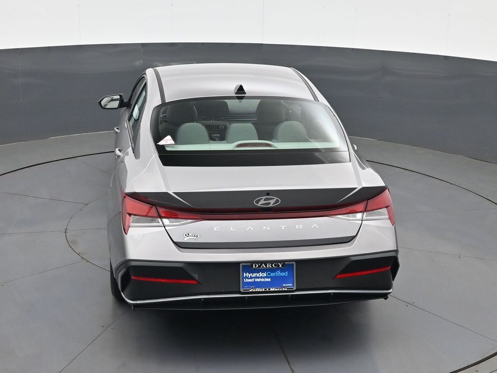 2024 Hyundai Elantra SEL - Photo 18