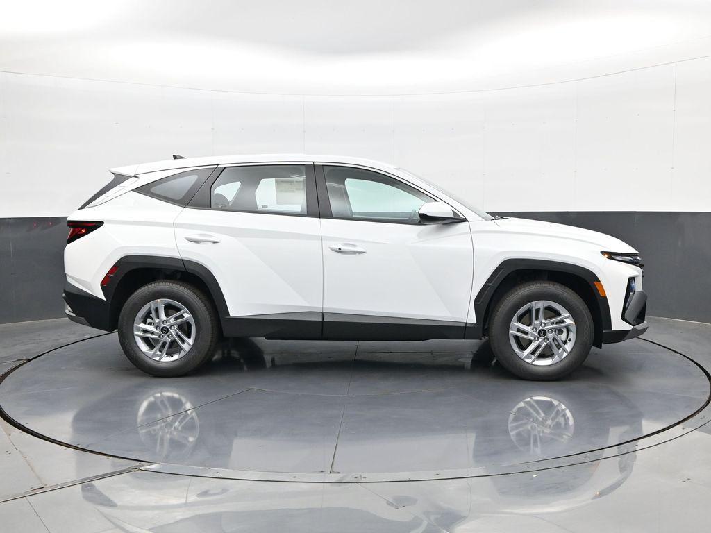 New 2026 Hyundai Tucson SE AWD SUV