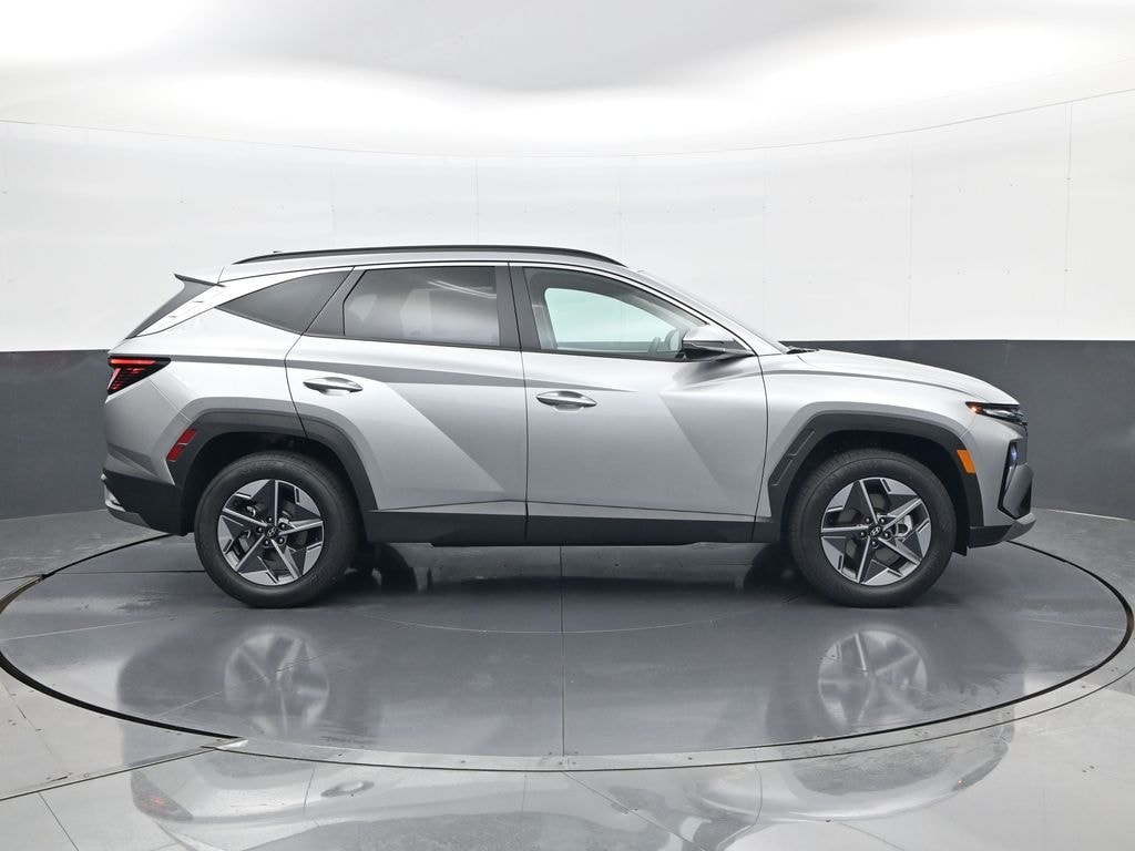 New 2026 Hyundai Tucson SEL Premium SUV