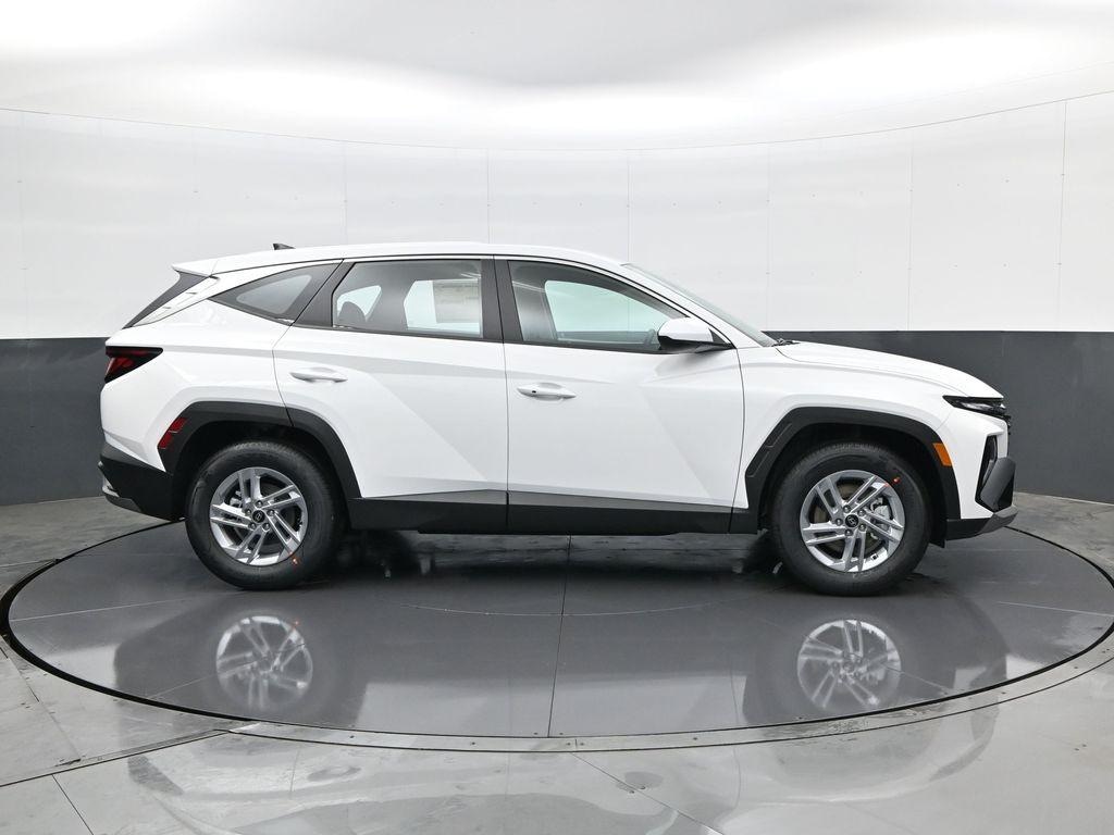 New 2026 Hyundai Tucson SE FWD SUV