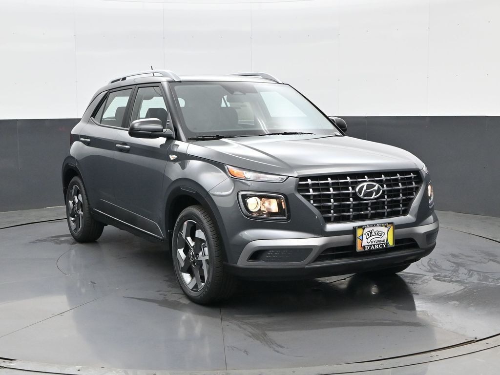 New 2026 Hyundai Venue SEL w/Two-Tone Roof SUV