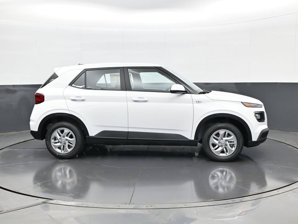 New 2026 Hyundai Venue SE SUV