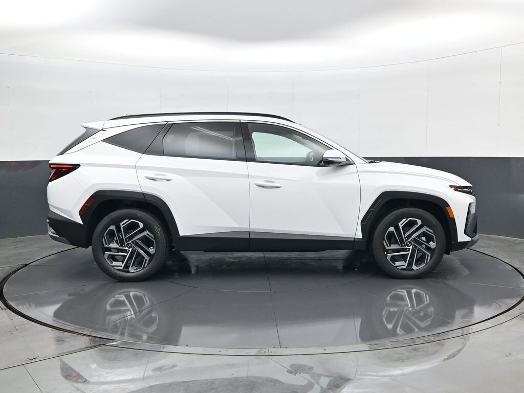 New 2026 Hyundai Tucson Hybrid Limited SUV
