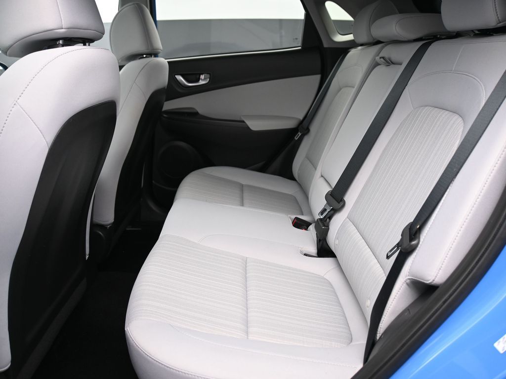 2022 Hyundai Kona SEL - Photo 10