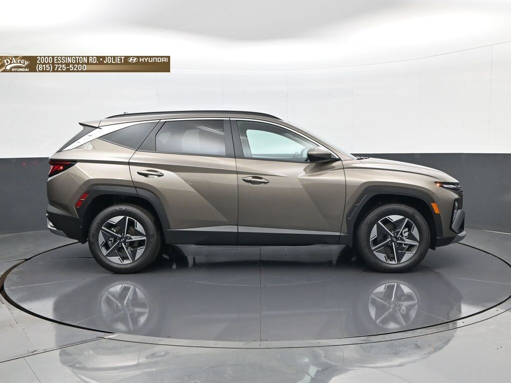 New 2026 Hyundai Tucson Hybrid SEL SUV