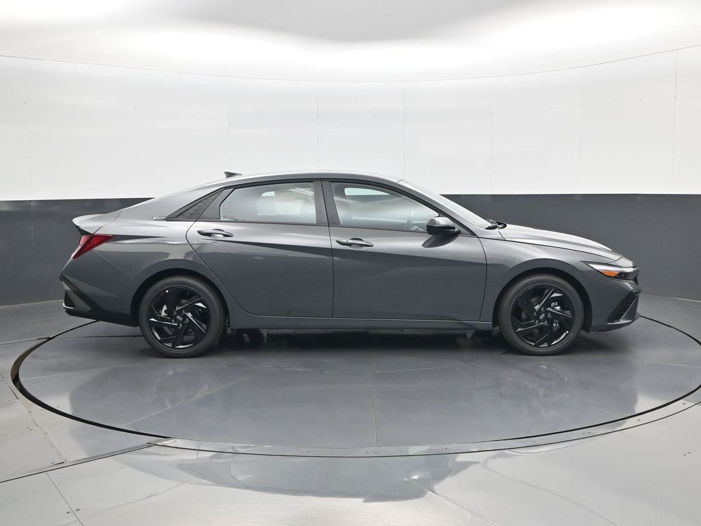New 2026 Hyundai Elantra SEL Sport Sedan