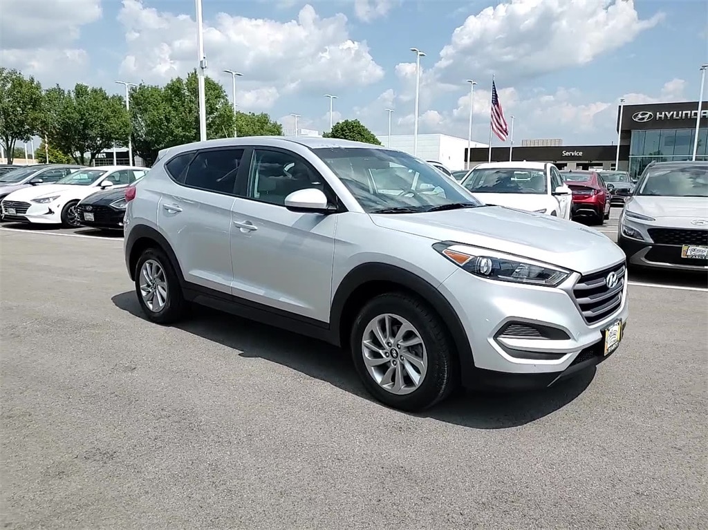 Used 2017 Hyundai Tucson SE with VIN KM8J23A46HU278340 for sale in Joliet, IL