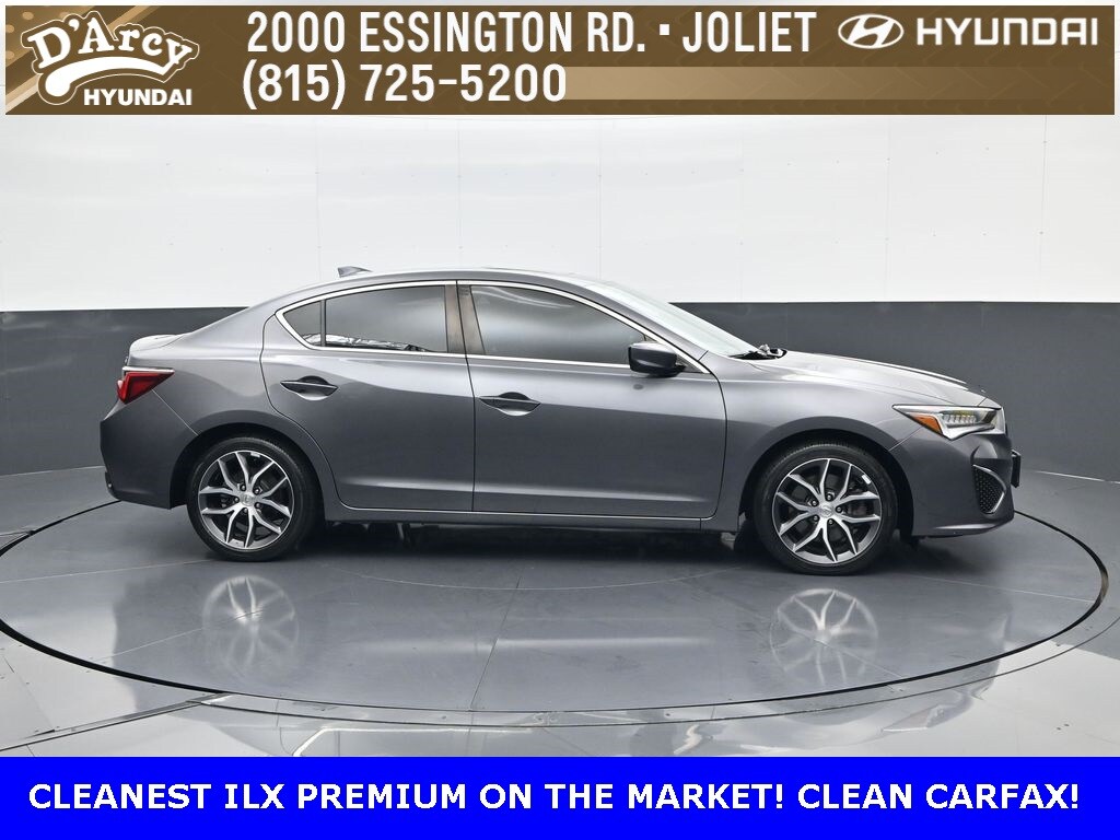 2022 Acura ILX Premium photo 4