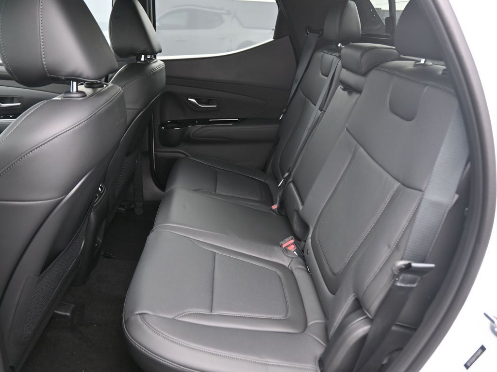 2026 Hyundai Santa Cruz Limited - Photo 11