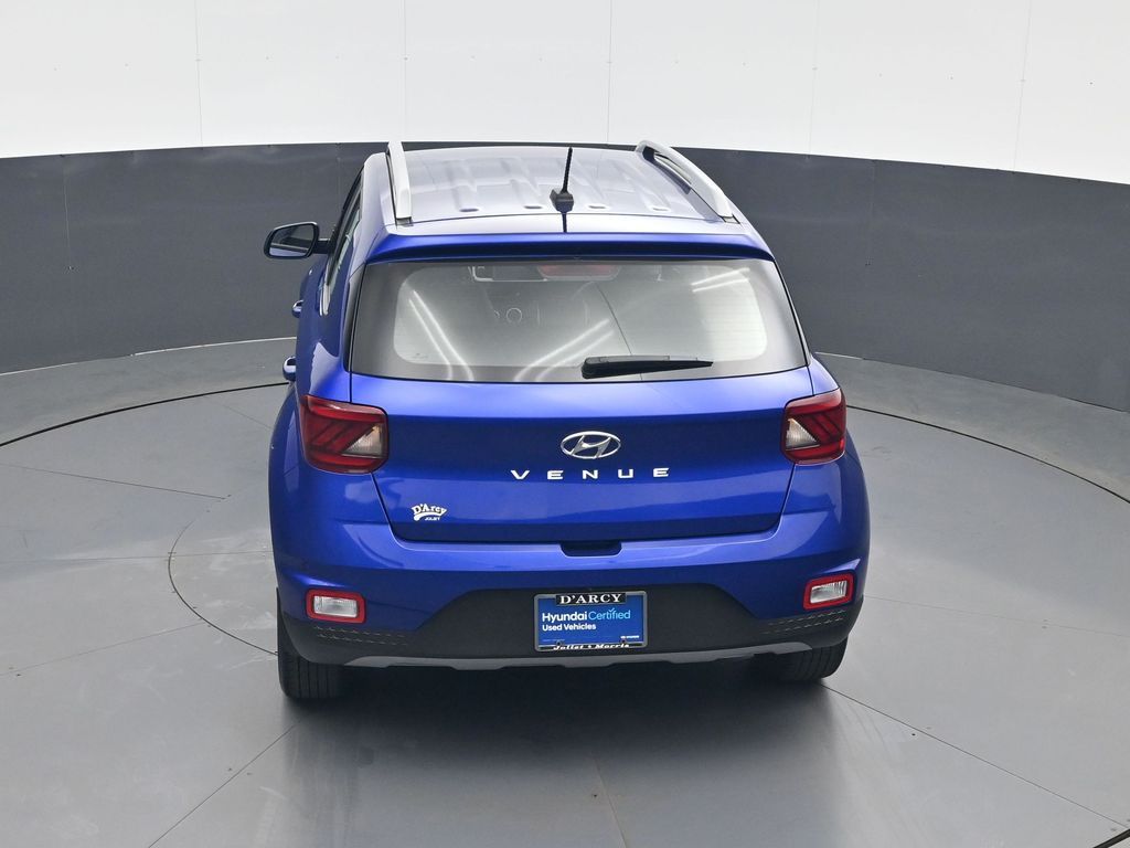 2023 Hyundai Venue Limited - Photo 18